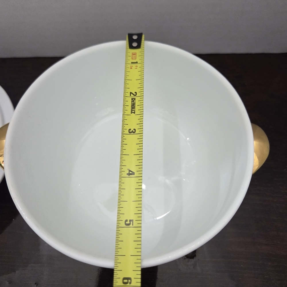 Spode Stafford Floral Porcelain Round Bowl with Lid - Picture 13 of 14